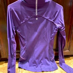 Lululemon pullover sweater. Size 6